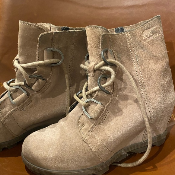 Sorel Joan of Arctic Wedge Suede Boot - Picture 6 of 6